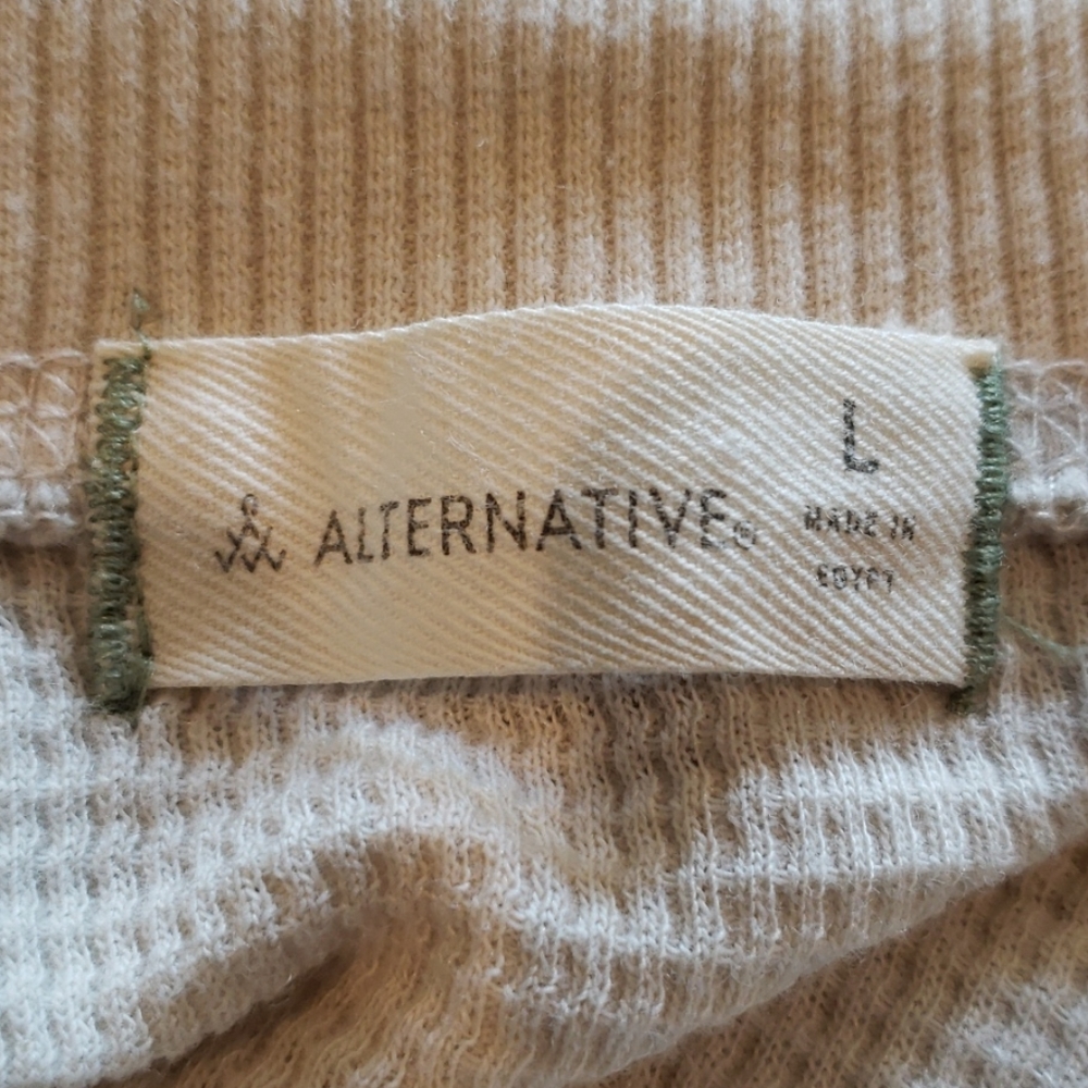 Alternative crop pullover - Picture 3 of 3